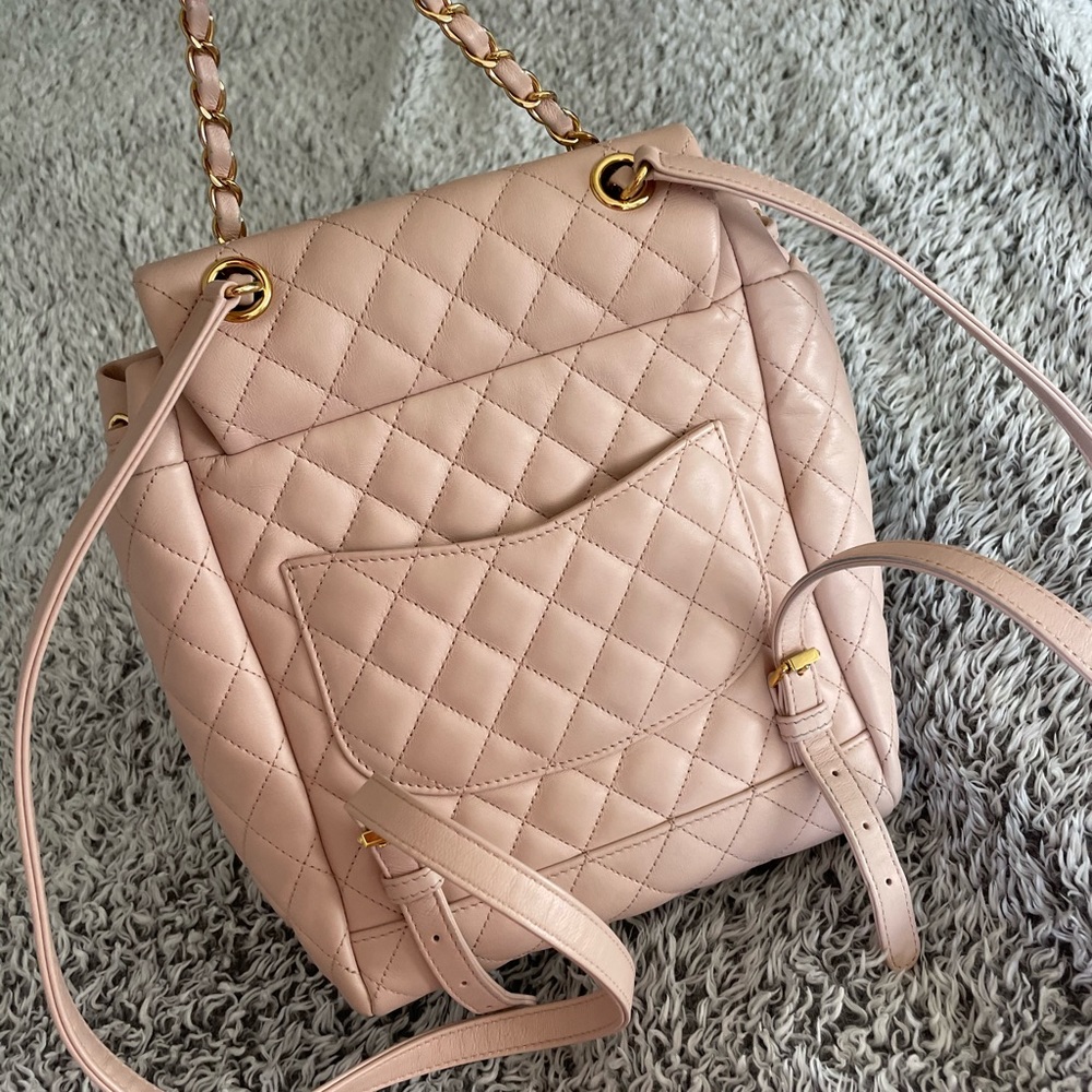 Chanel backpack - Picture 2 of 14